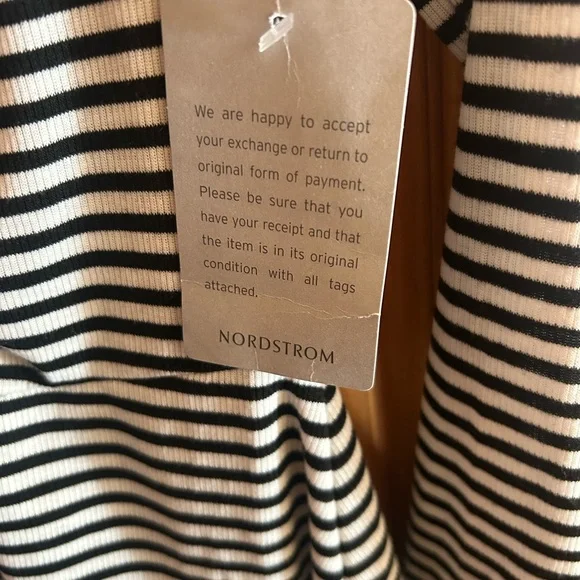 Nordstrom Black & White Striped Long Sleeve Dress ruched front size small NWT - Picture 3 of 6